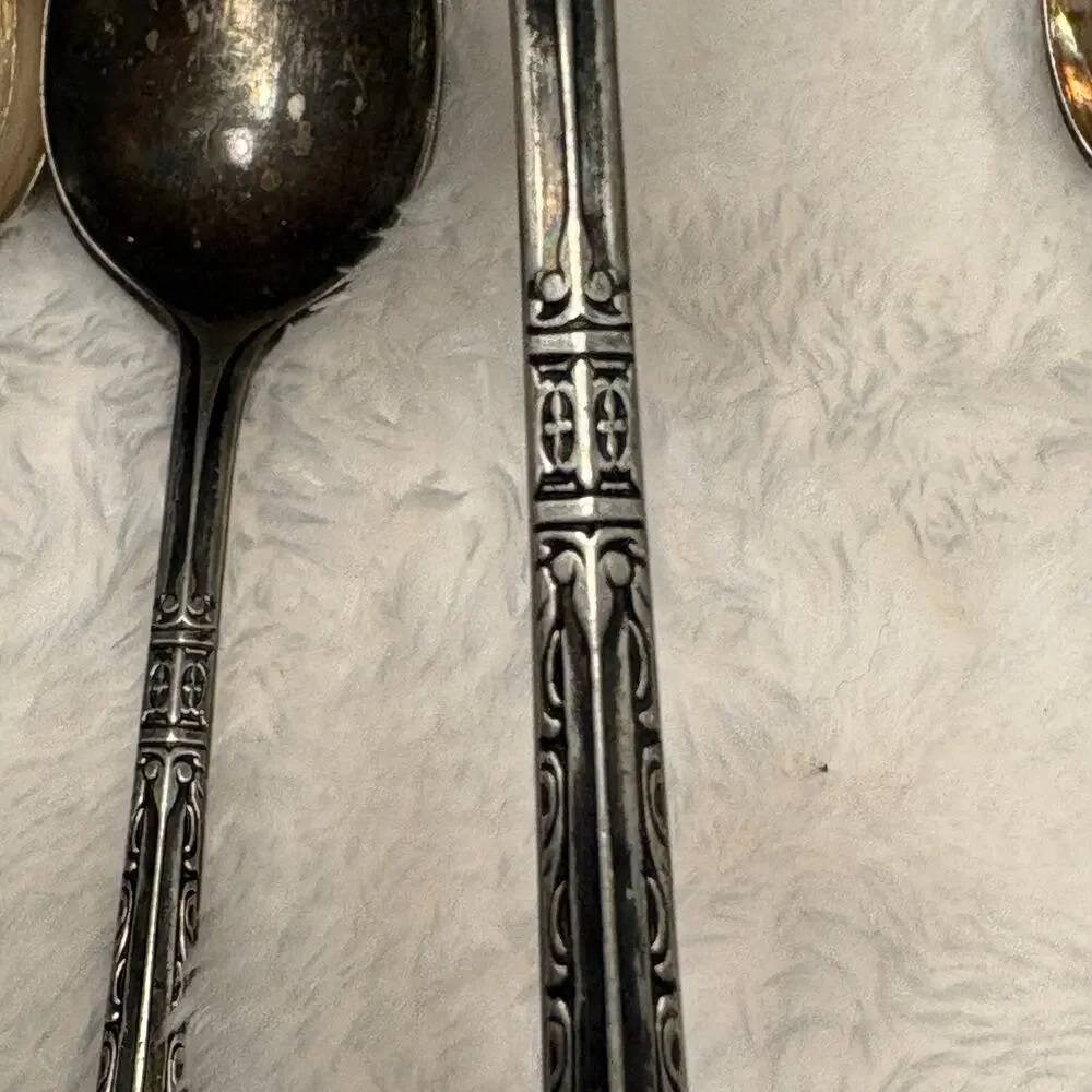 Vintage Cromwell Silverplate Set 8 Teaspoons Flatware Silver Plate
